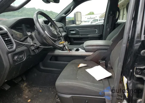 2019 Ram 2500 Big Horn z USA, uszkodzony, nr VIN 3C6UR5ML4KG623457